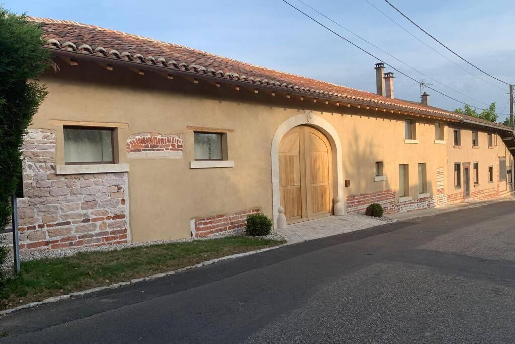 Ancien Haras Refait A Neuf A 3 Km De Vonnas别墅 外观 照片